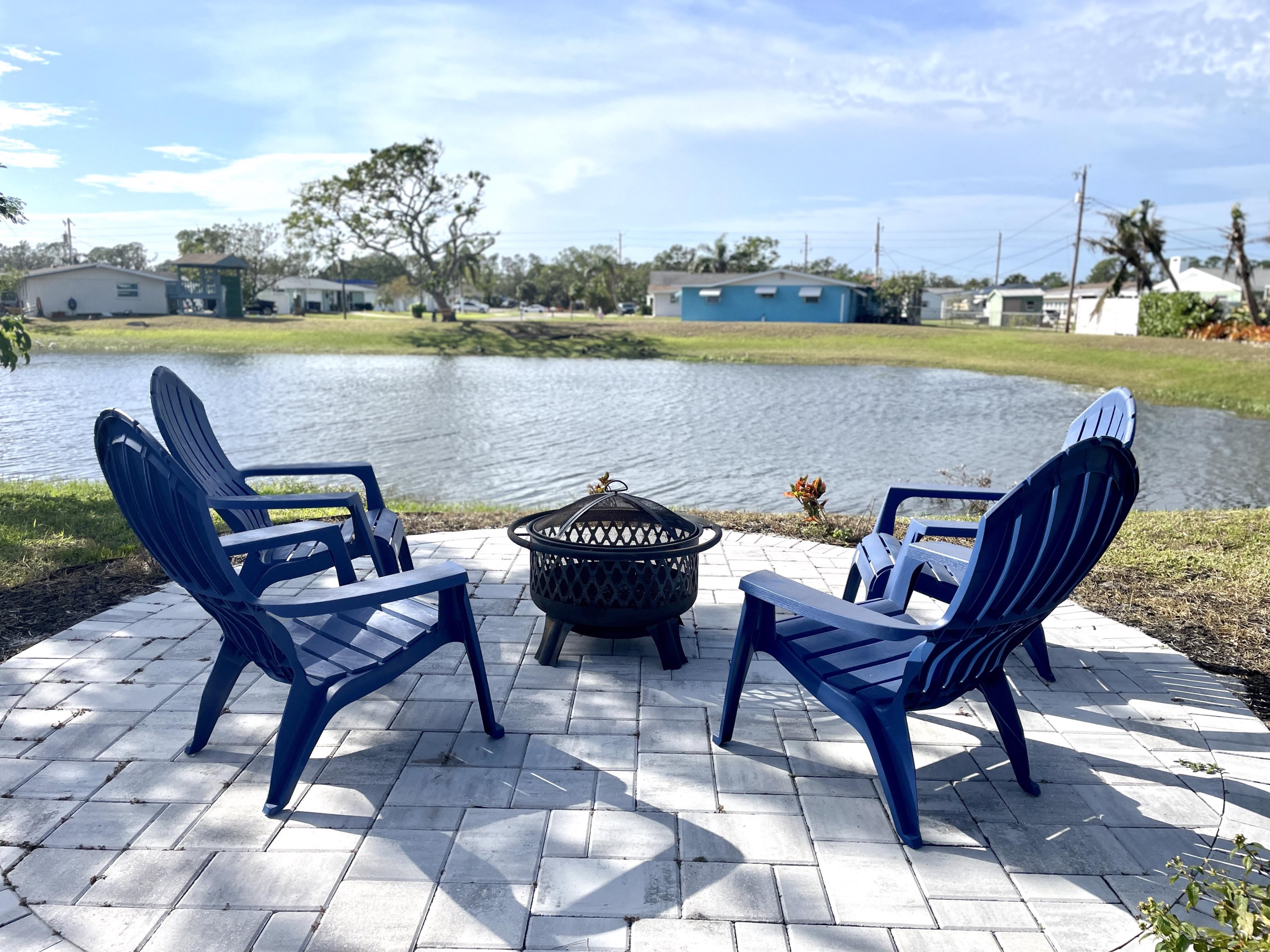Waterfront Pool And Scenic Views - Charming Florida Escape - Englewood, FL