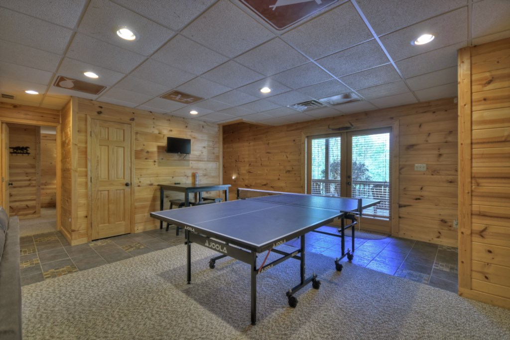 Game room in the terrace 