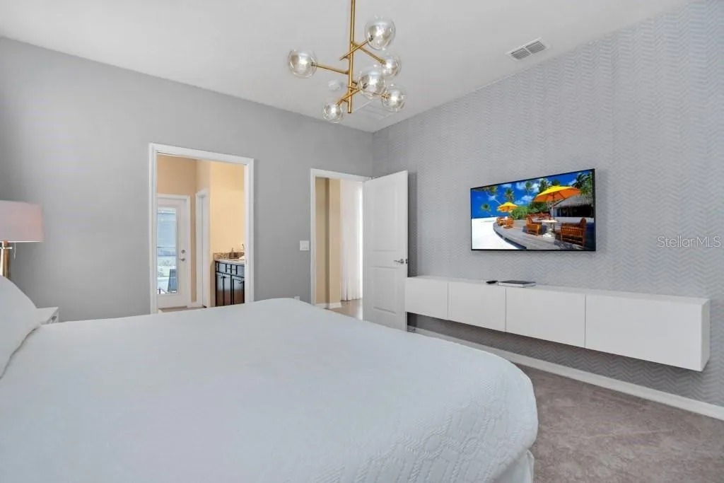 8 bedroom vacation house at Windsor Island Resort - Image 23