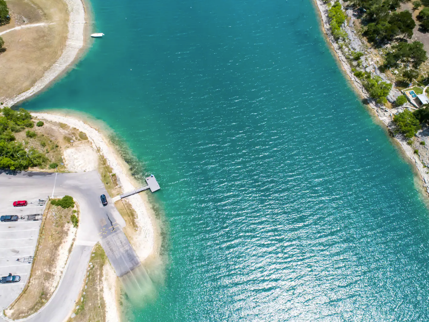 Get away from it all at Canyon Lake!