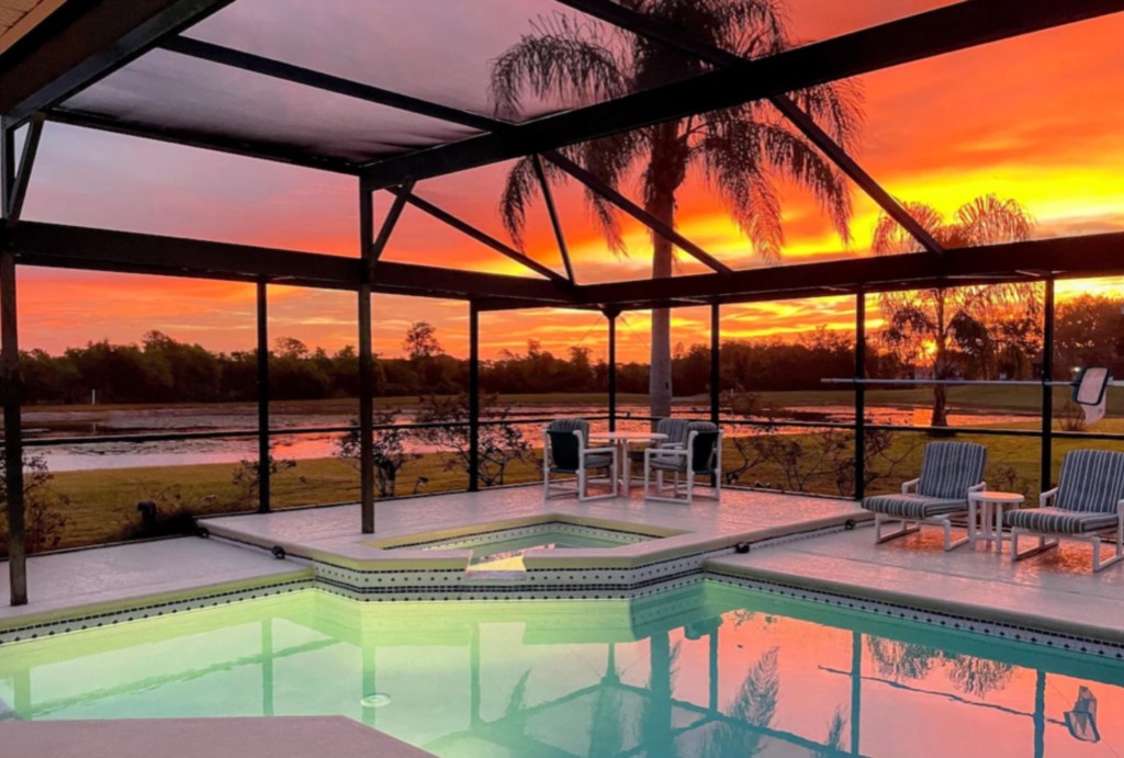 4-bed Villa at Orange Tree