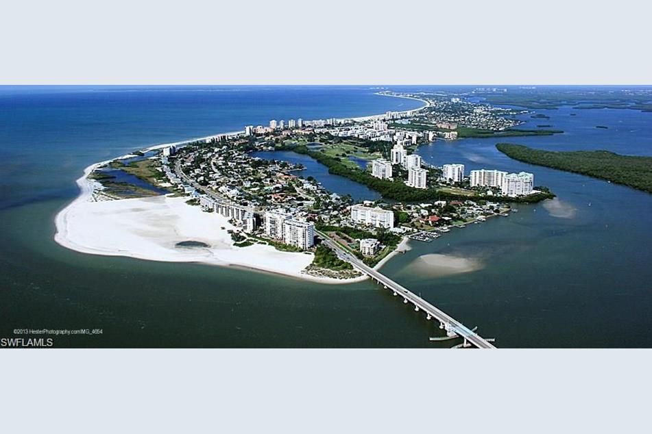 ariel view south end of Fort Myers Beach.jpg