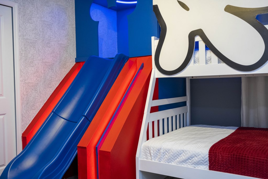 Mickey themed bedroom w/ slide (please watch children when using the slide)