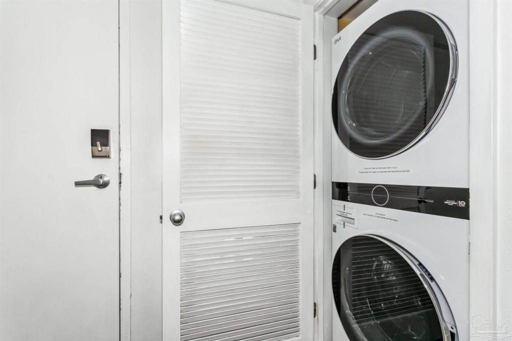 Don't overpack!  Full size washer and dryer are located in unit