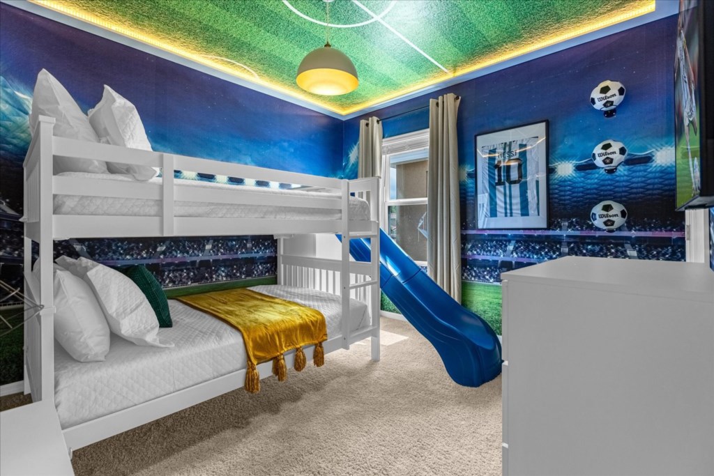 5 bedroom vacation house at Solterra - Image 25