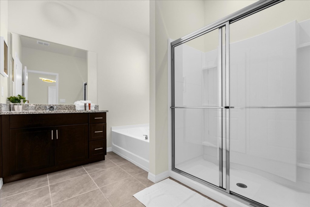 5 bedroom vacation house at Solterra - Image 35