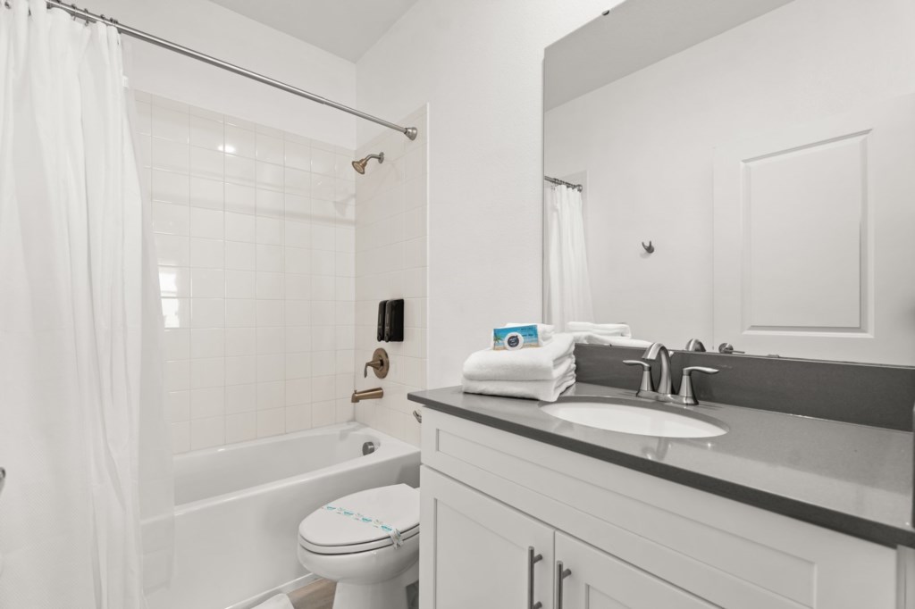 6 bedroom vacation house at Storey Lake - Image 29