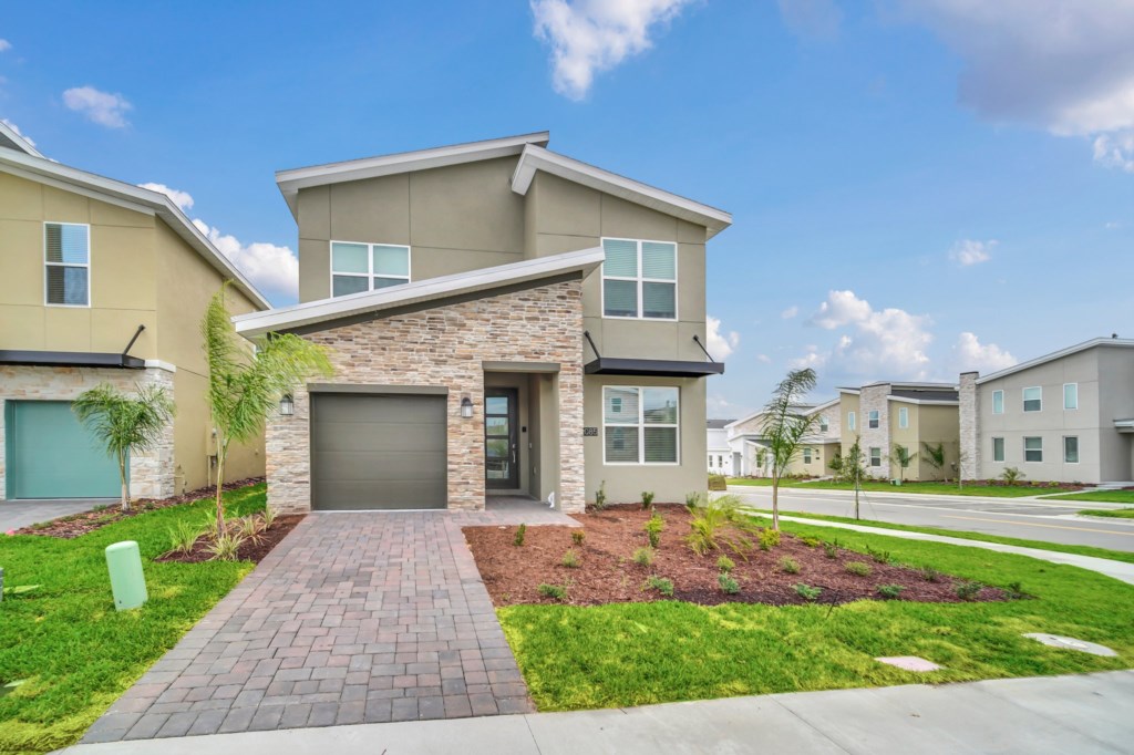 2-web-or-mls-9085-sommerset-hills-dr