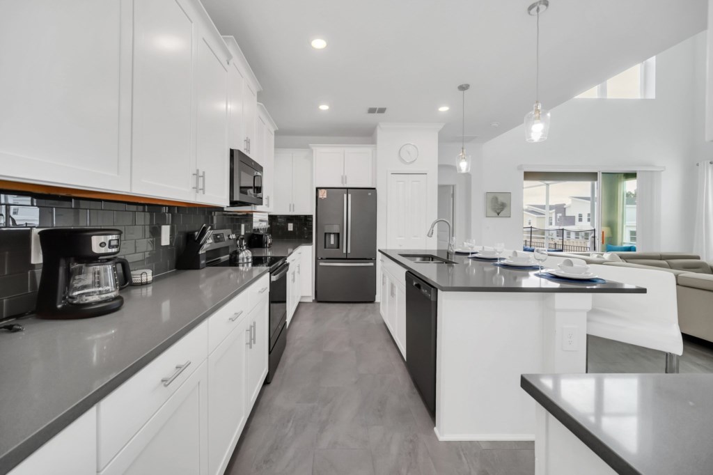 21-web-or-mls-9085-sommerset-hills-dr
