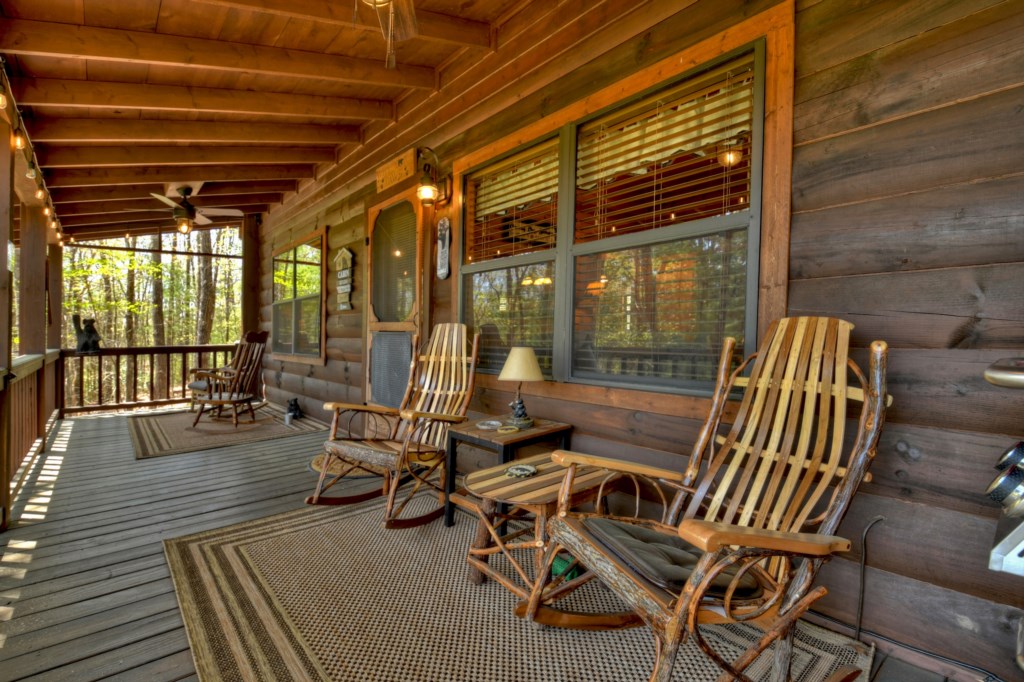 Perfect sitting area on the screened in porch 