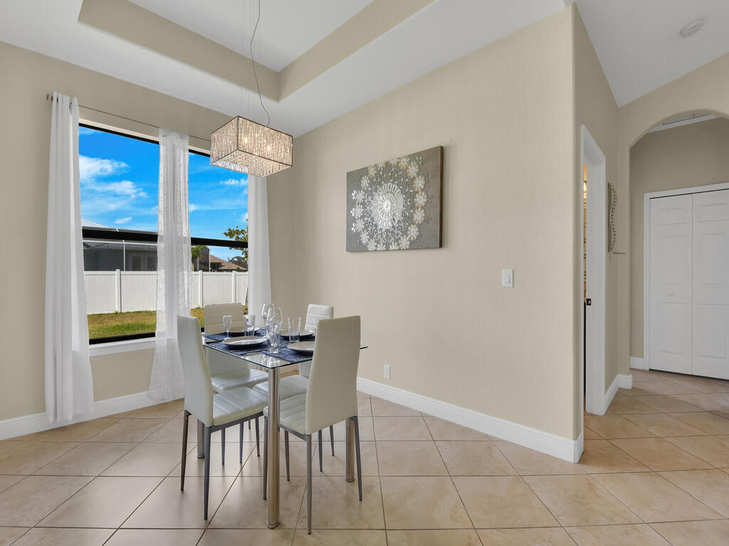 2309 SW 20th Terrace Cape Coral FL 33991 USA-013-007-Dining Area-MLS_Size.jpg
