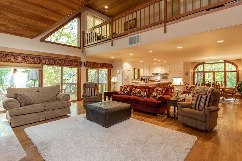 Spacious Living area with large deck outside