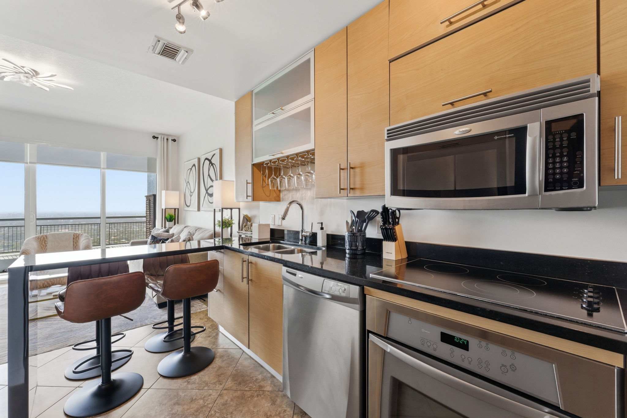 1 bedroom vacation apartment at Infinity at Brickell - Image 6