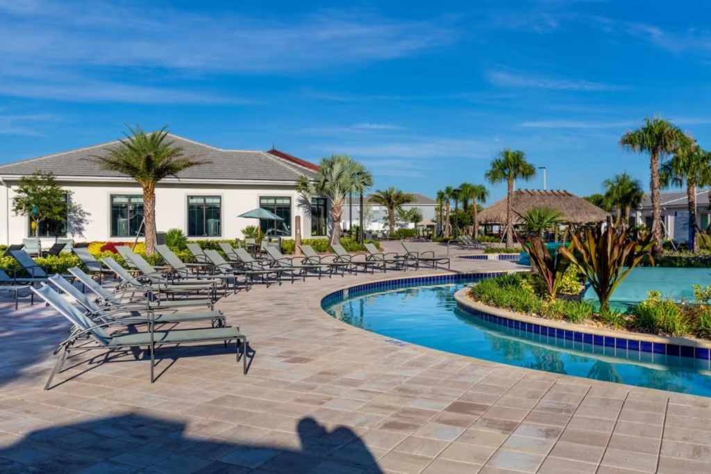 4 bedroom vacation townhouse at Storey Lake - Image 46