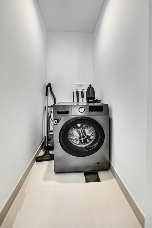 AP_Grand_3309_71.jpg