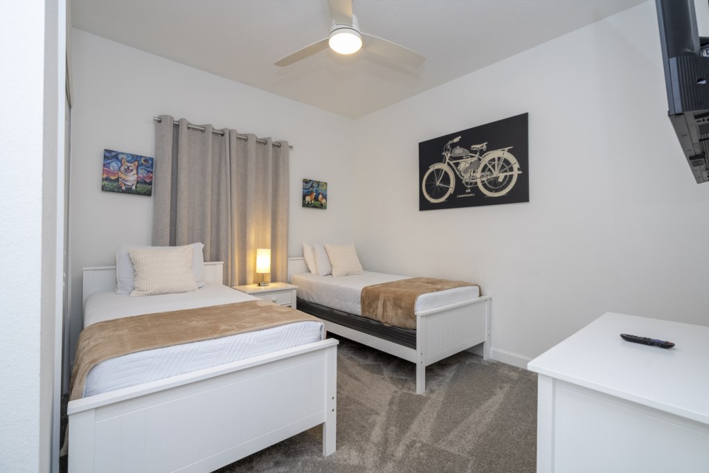 Twin bedroom 1st floor