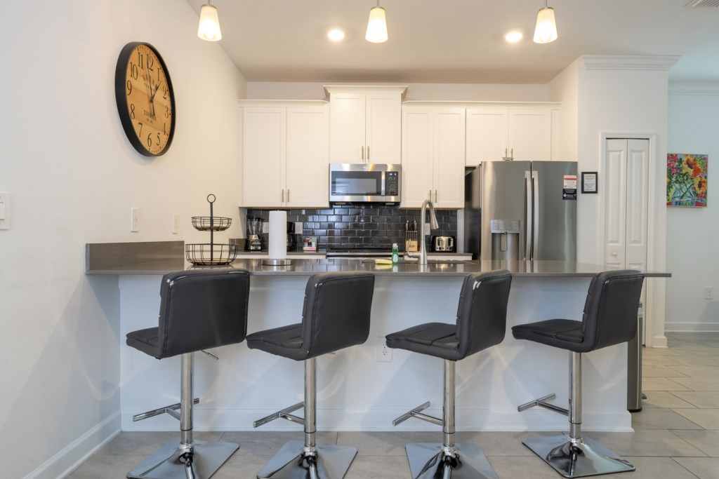 Fully equipped kitchen