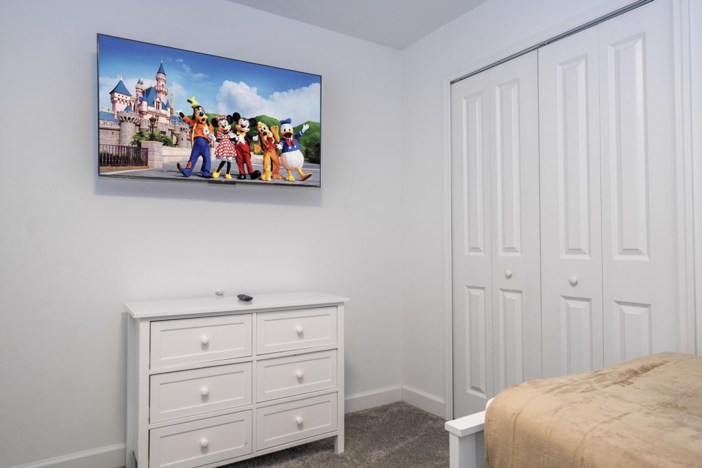 Twin bedroom 2nd floor