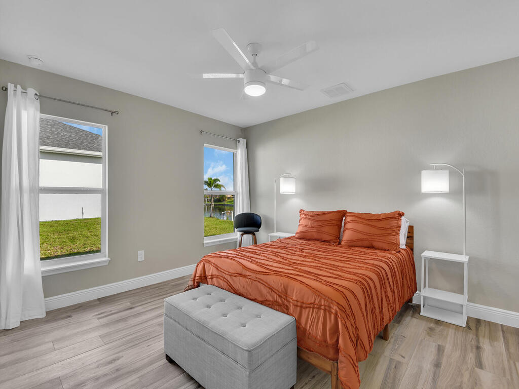 2541 Diplomat Pkwy W Cape Coral FL 33993 USA-025-003-Guest Room 2-MLS_Size.jpg