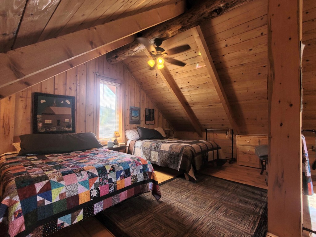 Loft Bedroom with 2 Queen Beds