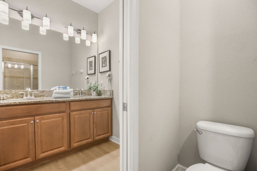 Bathroom — 4899 Clock Tower Drive, photo 28 of 61