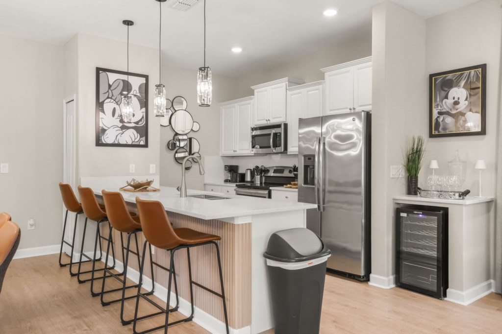 Kitchen — 4899 Clock Tower Drive, photo 9 of 61