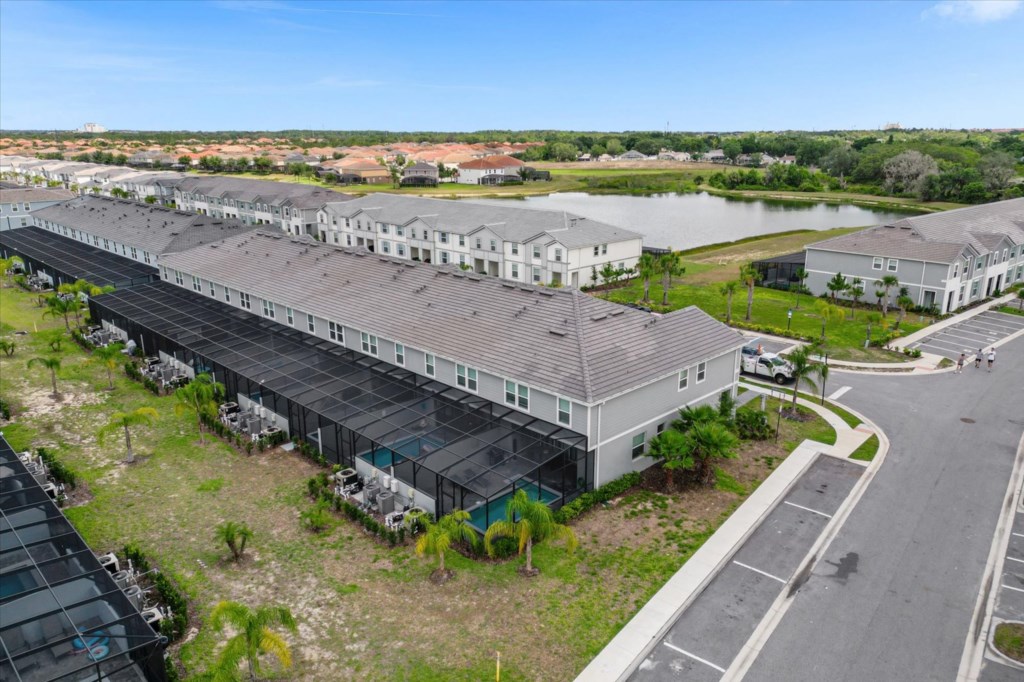 5 bedroom vacation townhouse at Solterra - Image 35