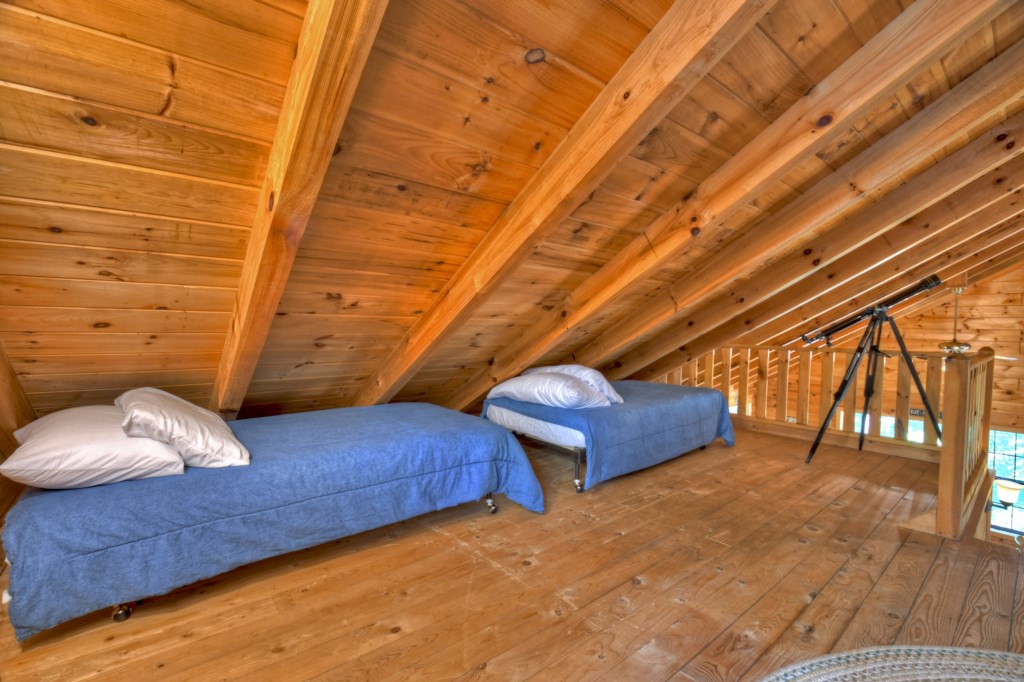 Loft Level Twin Beds