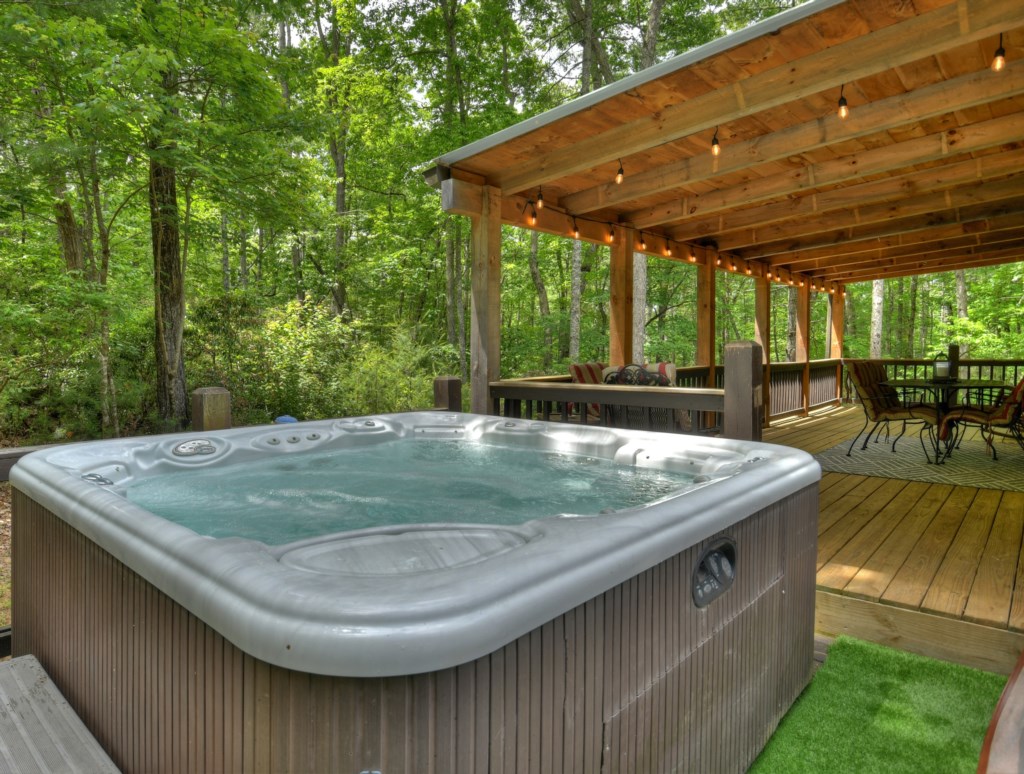 Soak in the tub while staying at Morning Dew