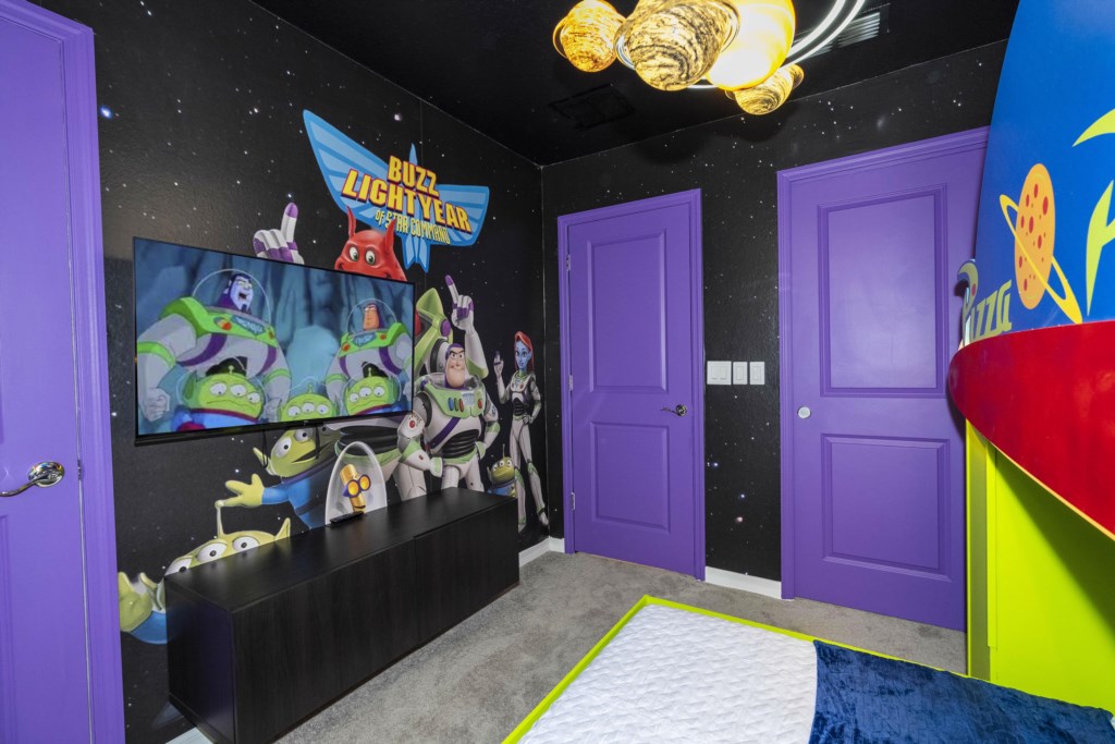 Themed bedroom