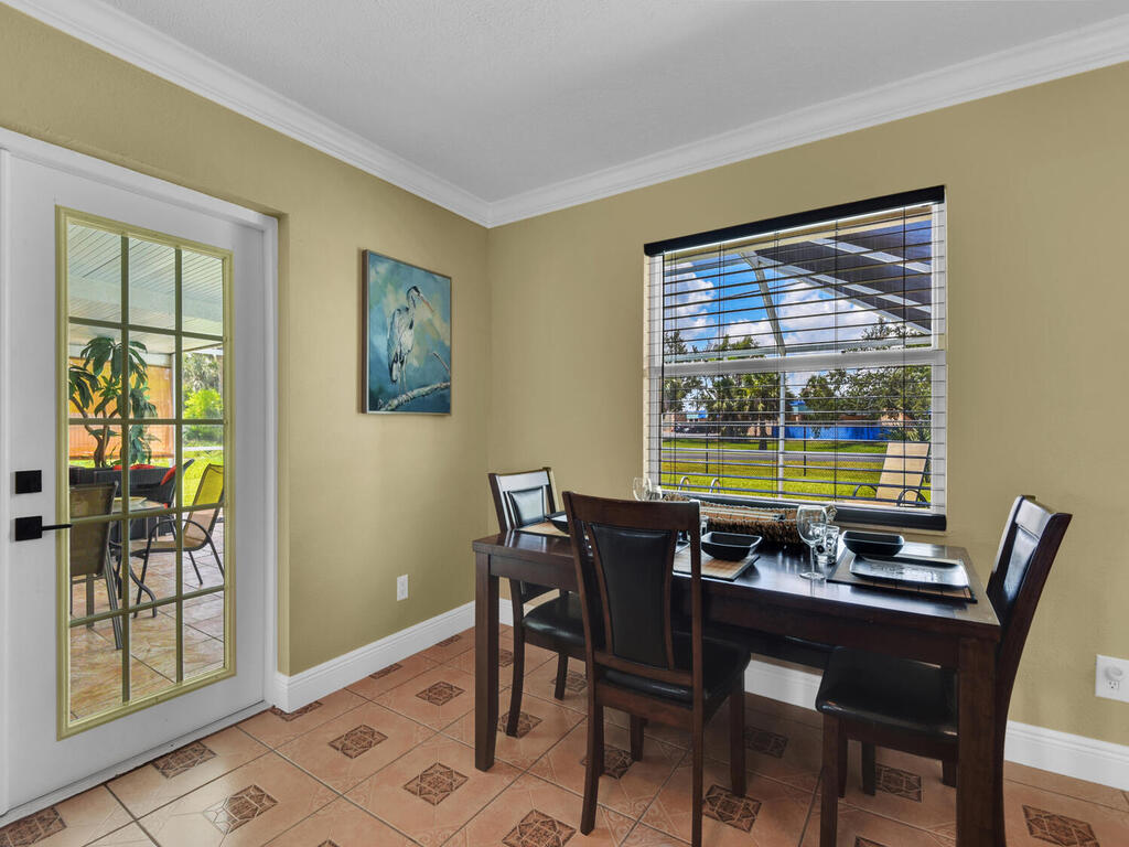 1825 SW 36th Terrace Cape Coral FL 33914 USA-015-026-Dining Area-MLS_Size.jpg