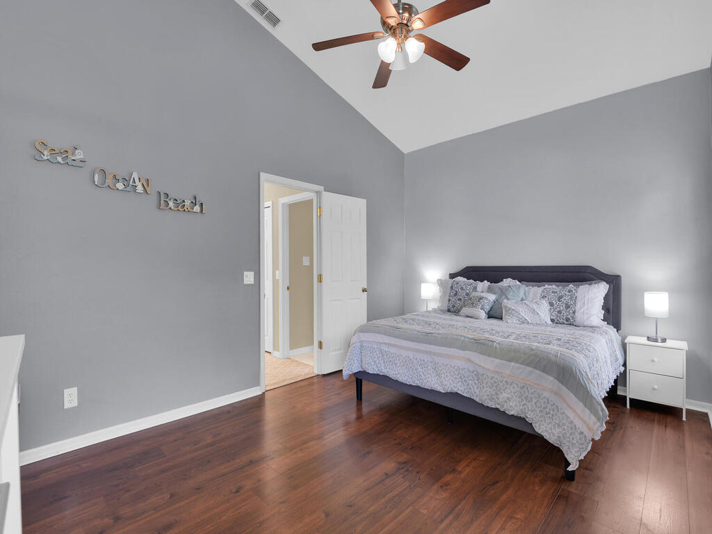 4108 SW 23rd Ave Cape Coral FL 33914 USA-016-009-Master Bedroom-MLS_Size.jpg