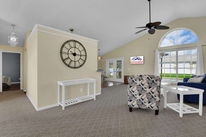 4108 SW 23rd Avenue Cape Coral-small-015-036-Cathedral Ceiling-666x445-72dpi.jpg