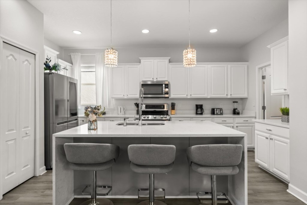 8929 Cuban Palm Road (7).jpg