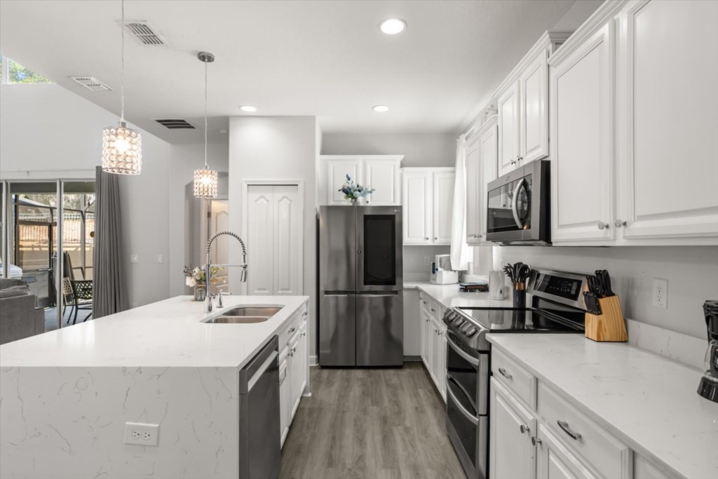 8929 Cuban Palm Road (9).jpg