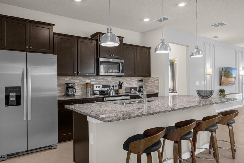 1261EmeraldRowStreet(10)