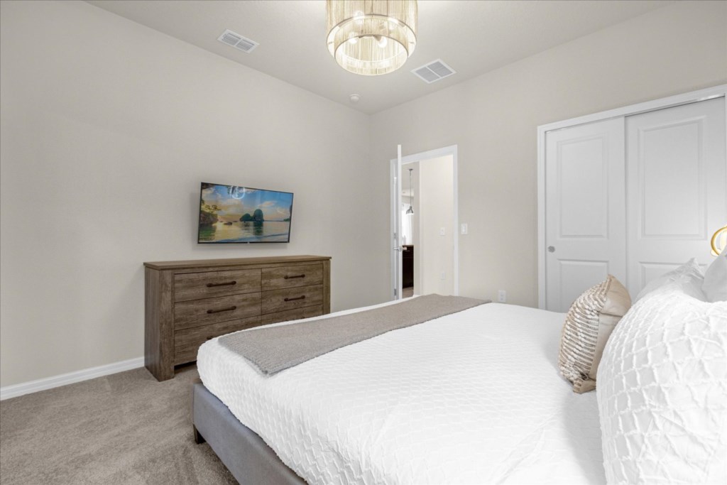 1261EmeraldRowStreet(22)