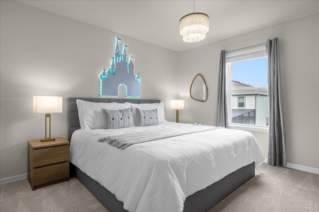 1261EmeraldRowStreet(27)