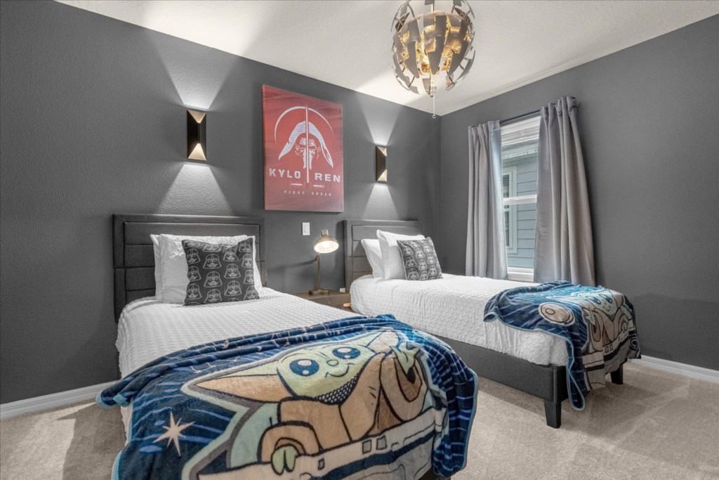 1261EmeraldRowStreet(31)