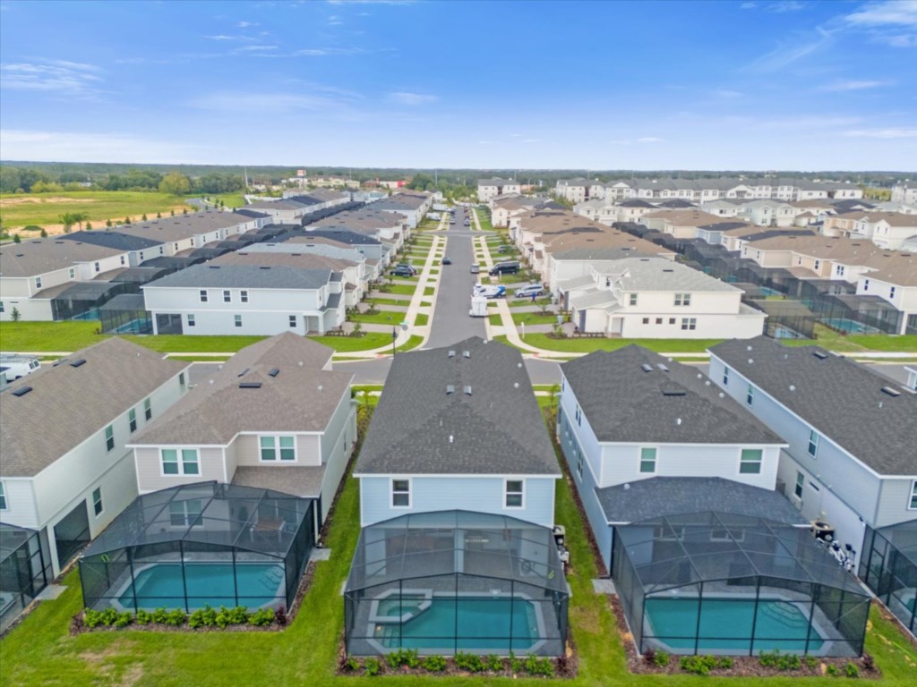 1261EmeraldRowStreet(58)