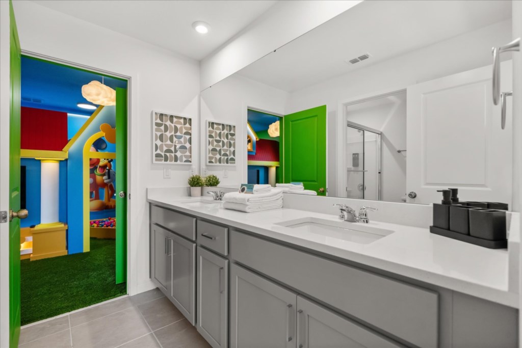 9158 Seascape Cove (44).jpg