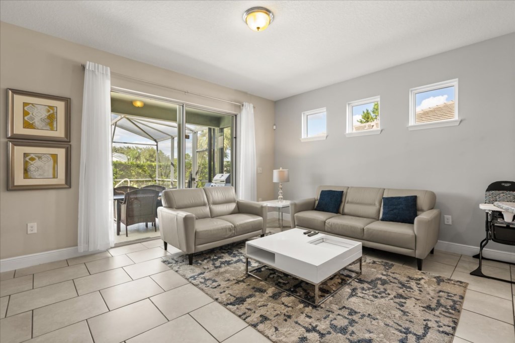 5144OakbourneAvenue02