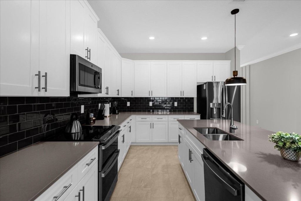 4371 Rhyme Street (7).jpg