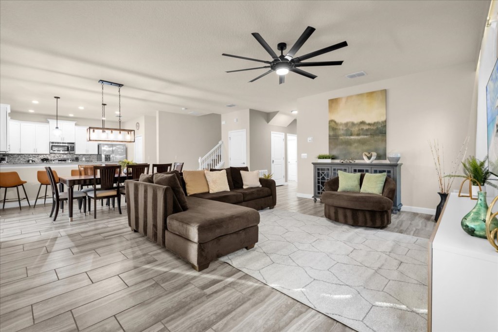 9152 Tee Street (2).jpg