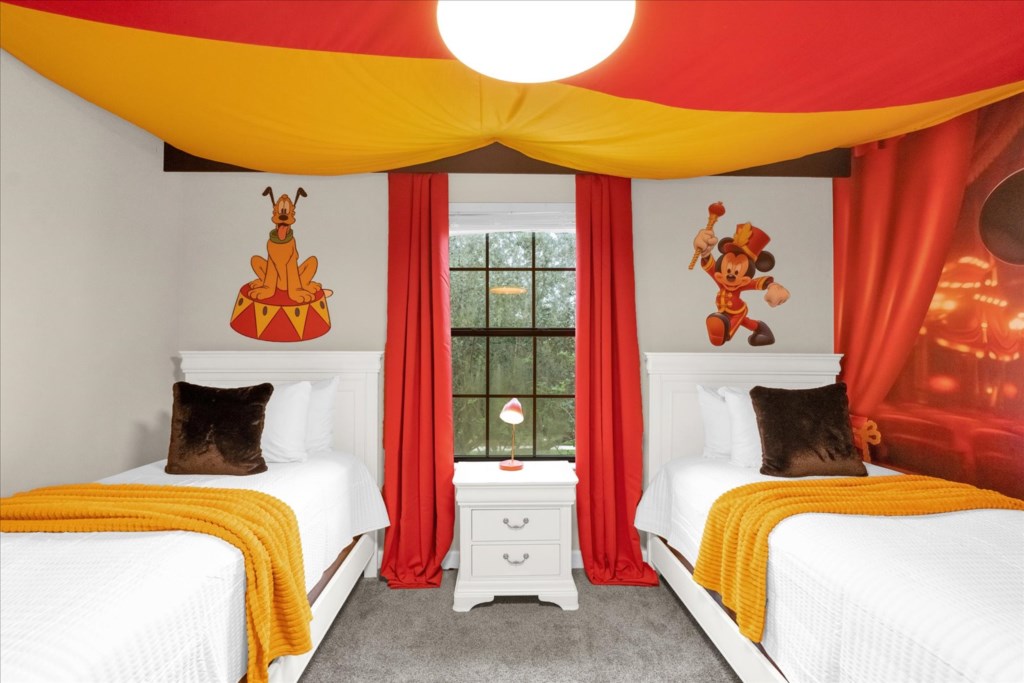 9152 Tee Street (27).jpg