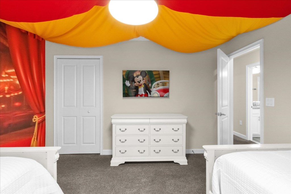 9152 Tee Street (28).jpg