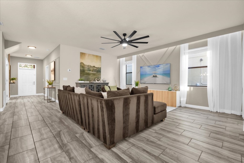 9152 Tee Street (3).jpg