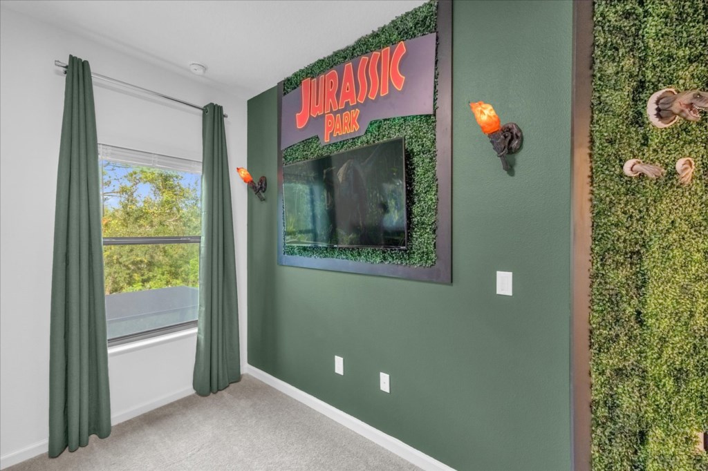 Bedroom 5: 1 Bunk Bed (Full Over Full) + 1 Pull-Out Twin Bed (Private Bathroom)