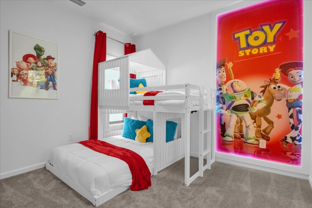 Bedroom 3: 1 Bunk Bed (Twin Over Full) (Private Bathroom)