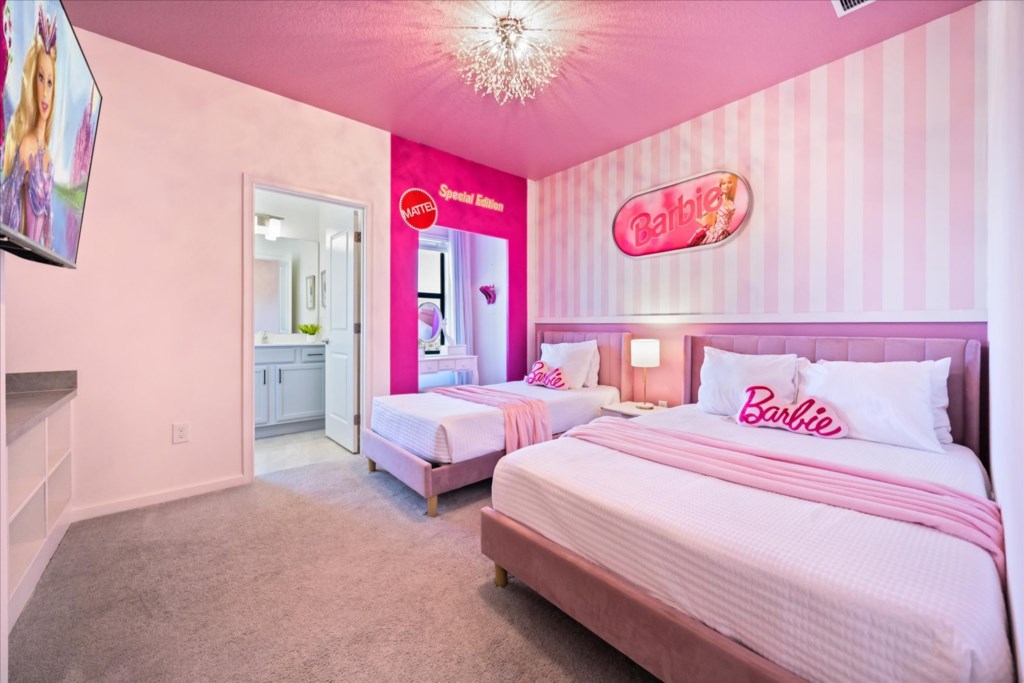 6240 Sand Skipper Road (35).jpg